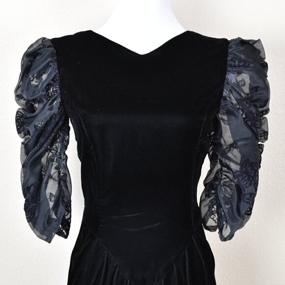 Vintage 80s 90s Black Velvet Dress - Picture 2 of 10